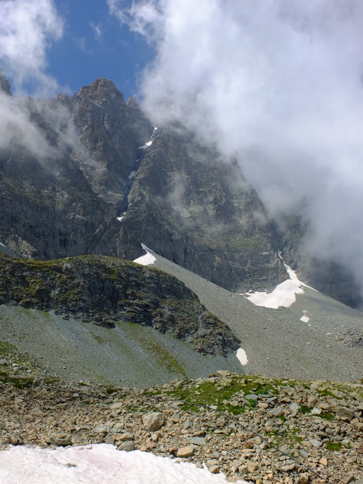 f005-1152