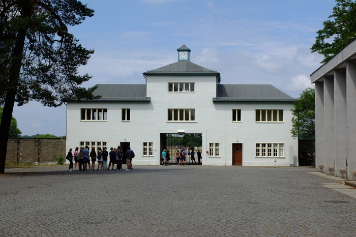 f005-1722