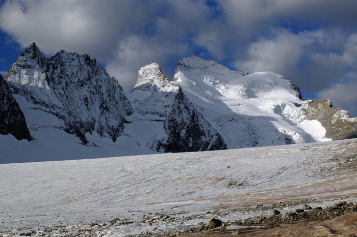 f025-37624